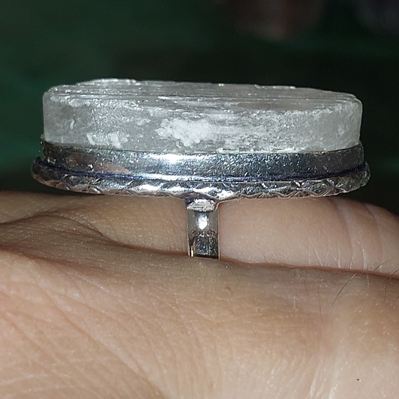 Oval Rough Cut Selenite Ring Size 7 - Picture 5 of 6